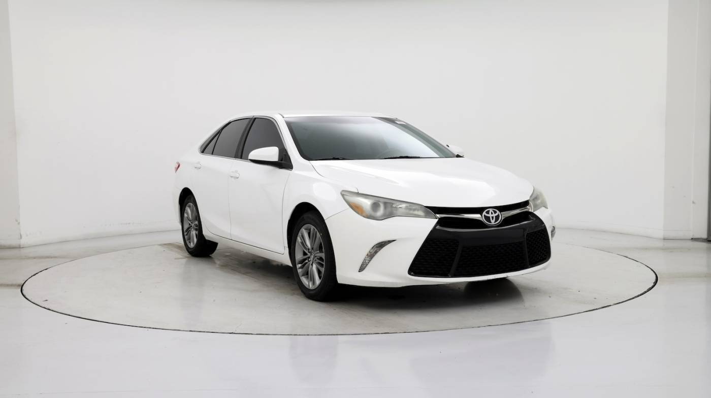 2016 Toyota Camry SE — Sedan — 93,799 mi — Las Vegas, NV