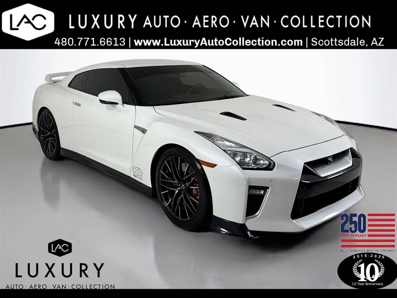 2020 Nissan GT-R Premium — Coupe — 30,718 mi — Scottsdale, AZ