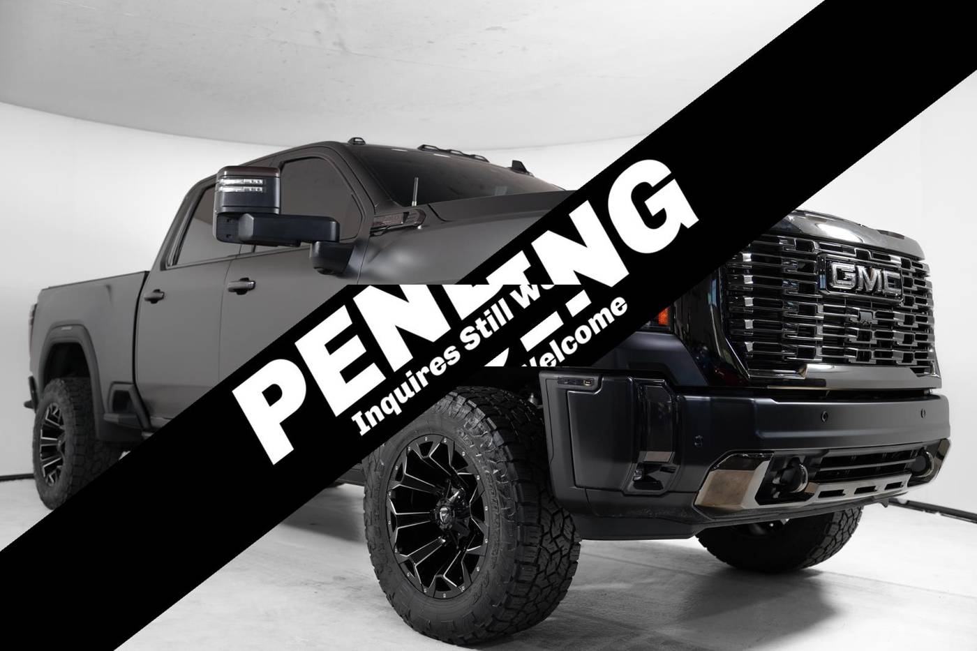 2024 GMC Sierra 3500HD Denali — Pickup Truck — 8,500 mi — Scottsdale, AZ