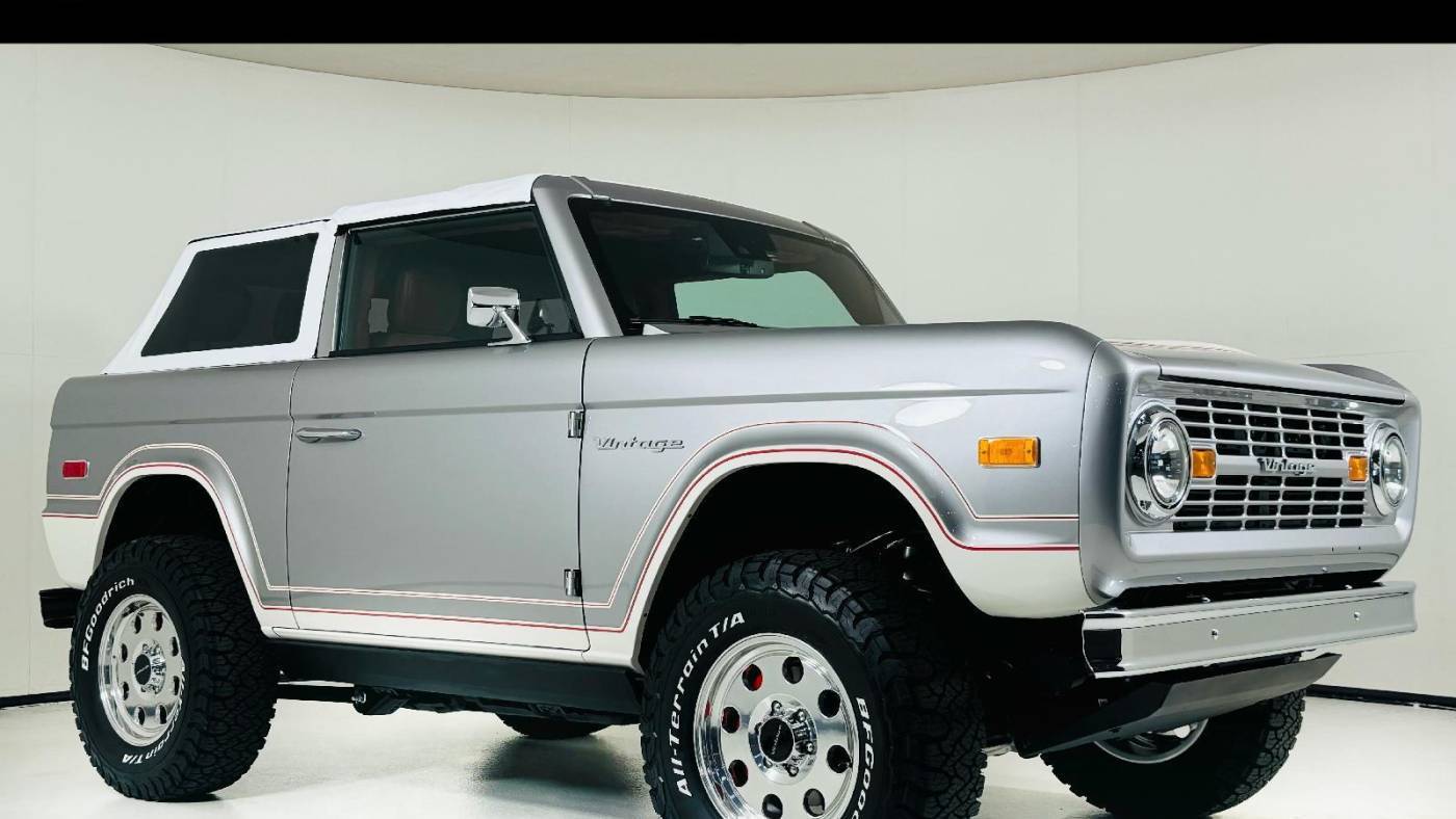 2024 Ford Bronco Black Diamond — SUV — 23 mi — Scottsdale, AZ
