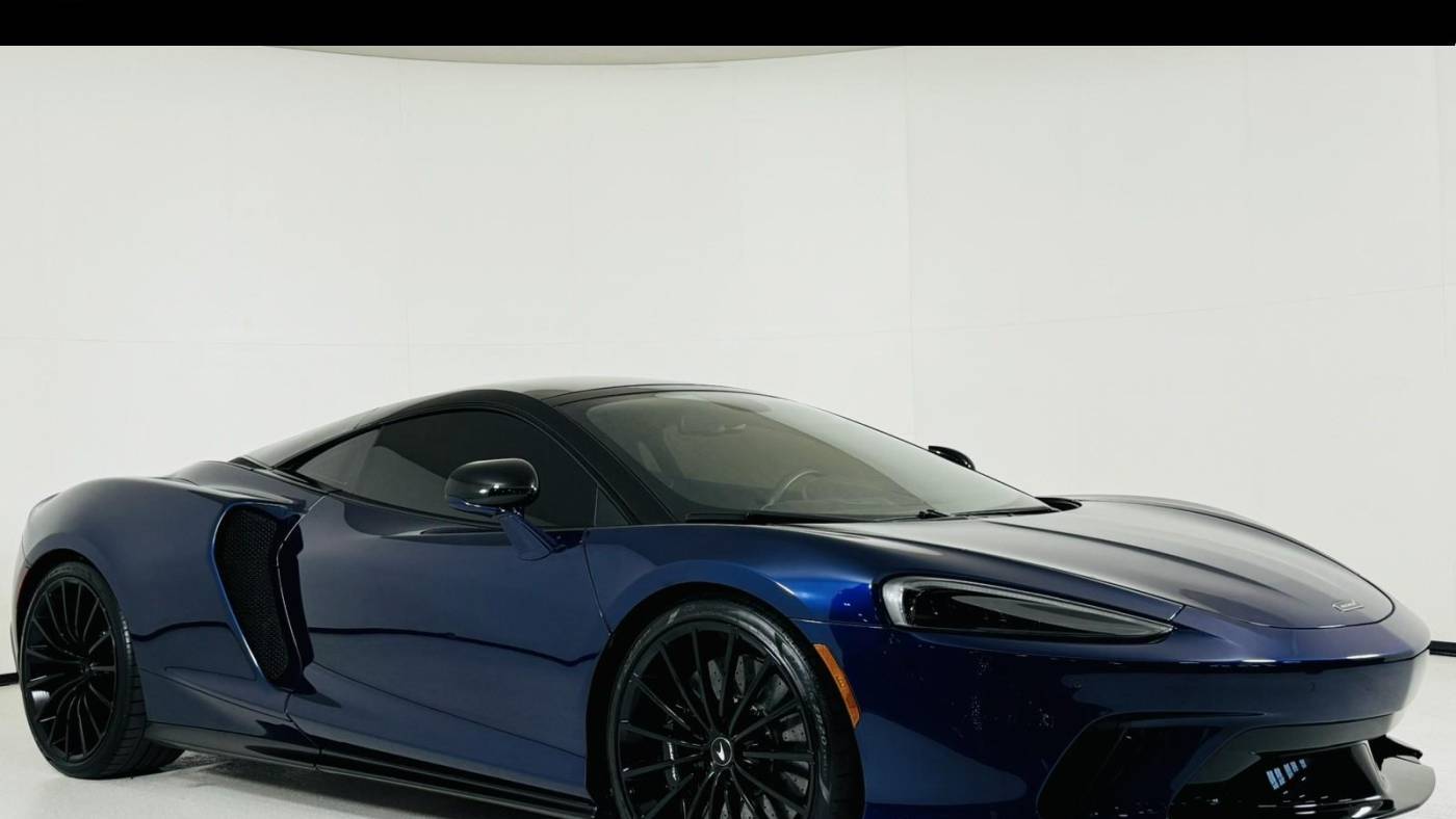 2021 McLaren GT
