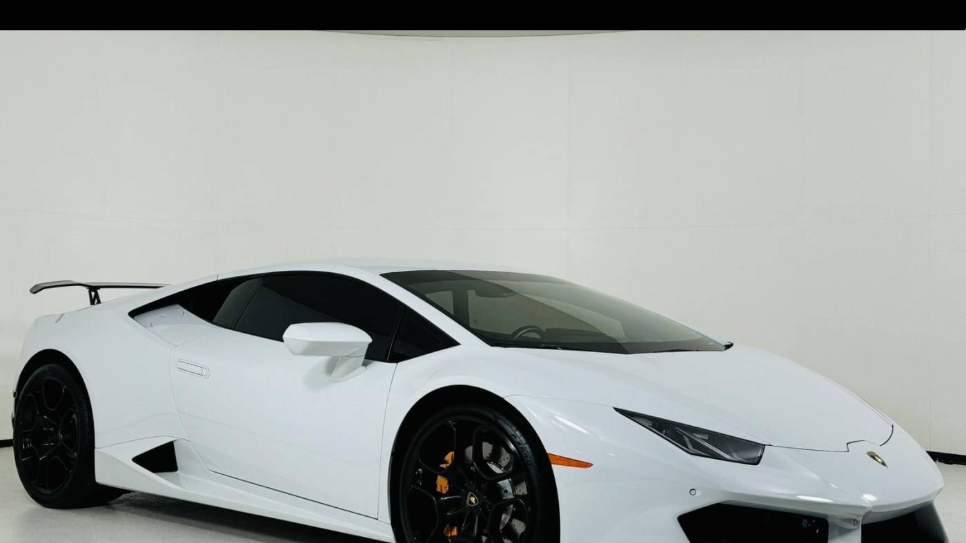 2018 Lamborghini Huracan Standard — Coupe — 8,913 mi — Scottsdale, AZ