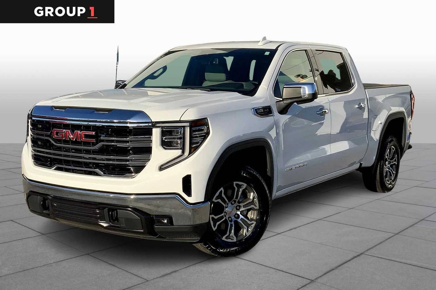2025 GMC Sierra 1500 SLT — Pickup Truck — 25,007 mi — Columbus, GA