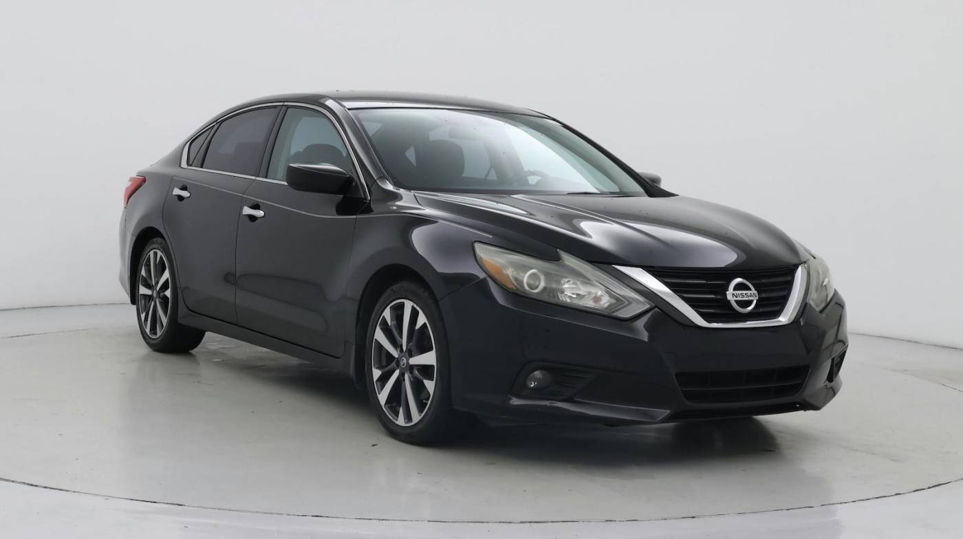 2016 Nissan Altima 2.5 SR — Sedan — 39,259 mi — Gainesville, FL