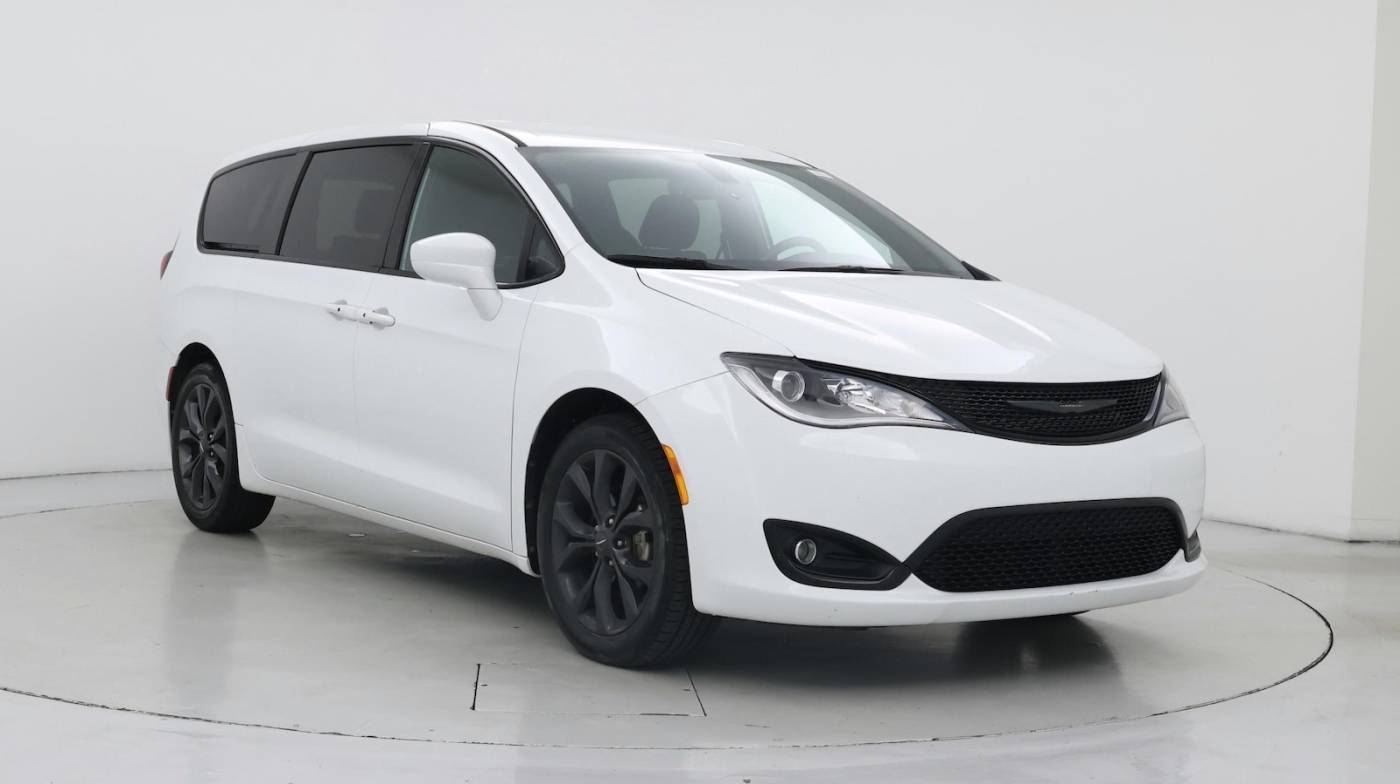 2020 Chrysler Pacifica Touring — Minivan — 19,504 mi — Gainesville, FL