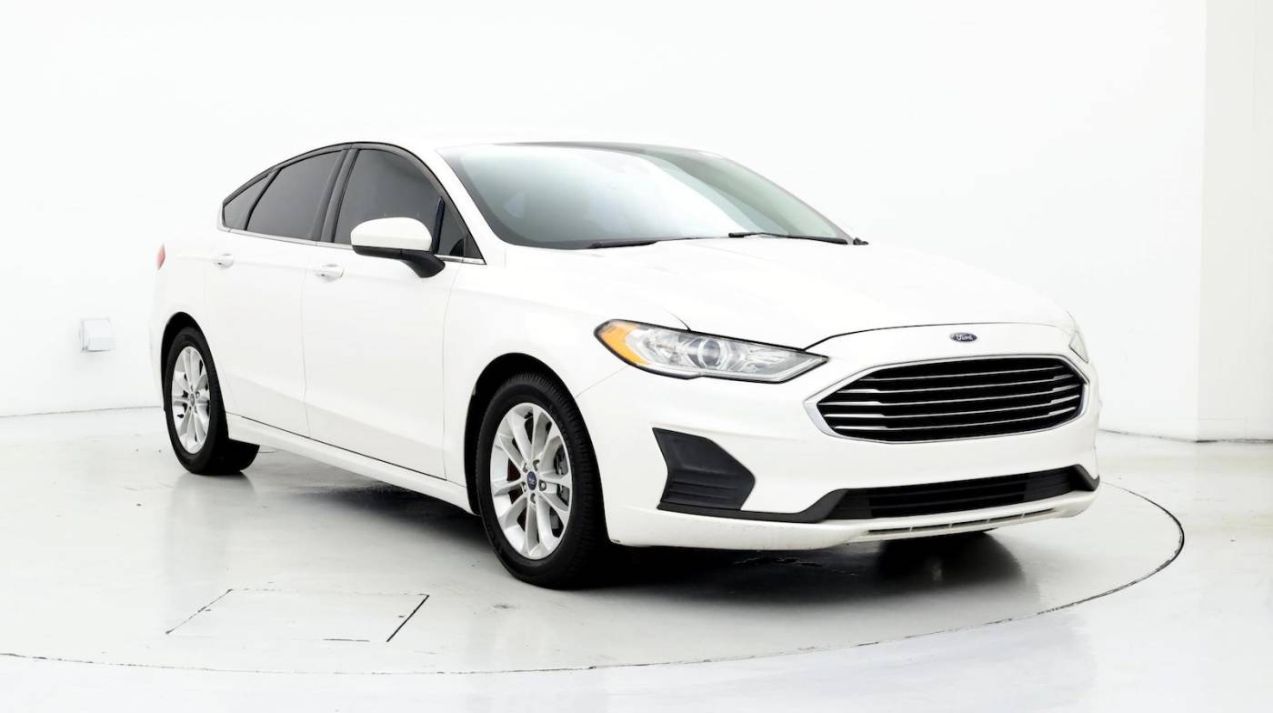 2019 Ford Fusion SE — Sedan — 46,943 mi — Gainesville, FL