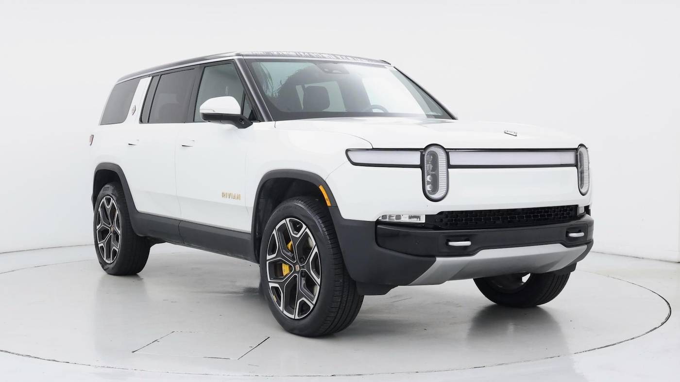 2022 Rivian R1S