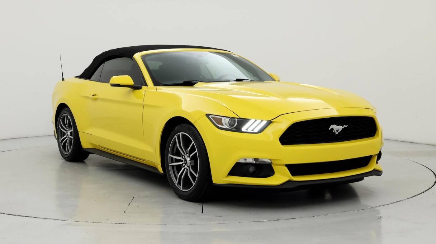 2016 Ford Mustang EcoBoost Premium — Convertible — 64,194 mi — Gainesville, FL
