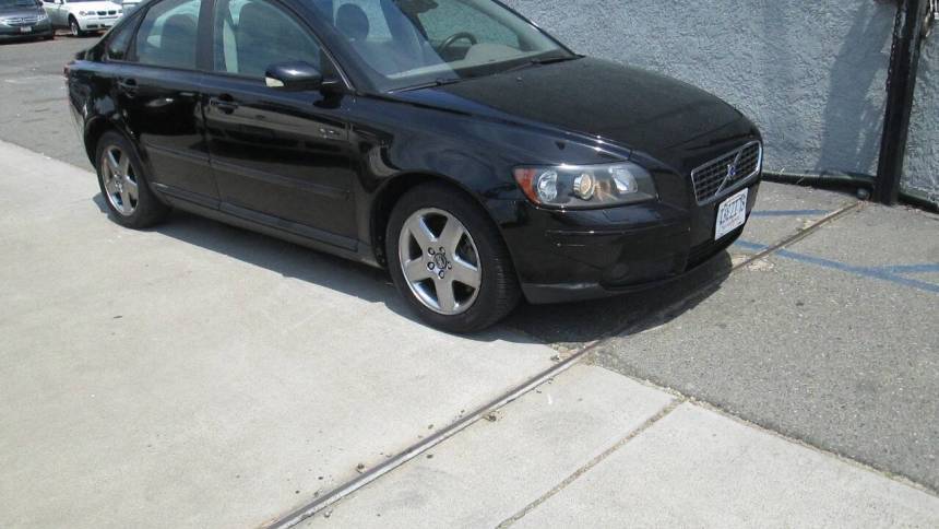 2005 Volvo S40 T5 — Sedan — 81,020 mi — Sacramento, CA