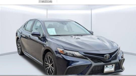 2022 Toyota Camry SE — Sedan — 60,375 mi — Houston, TX