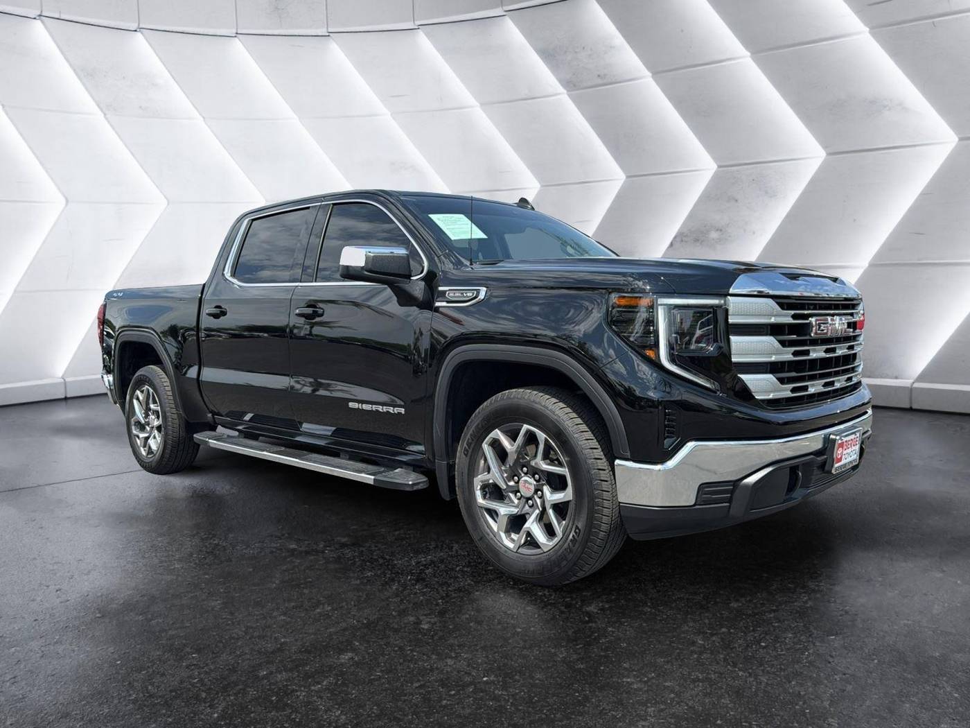 2025 GMC Sierra 1500 SLE — Pickup Truck — 8,746 mi — Mesa, AZ