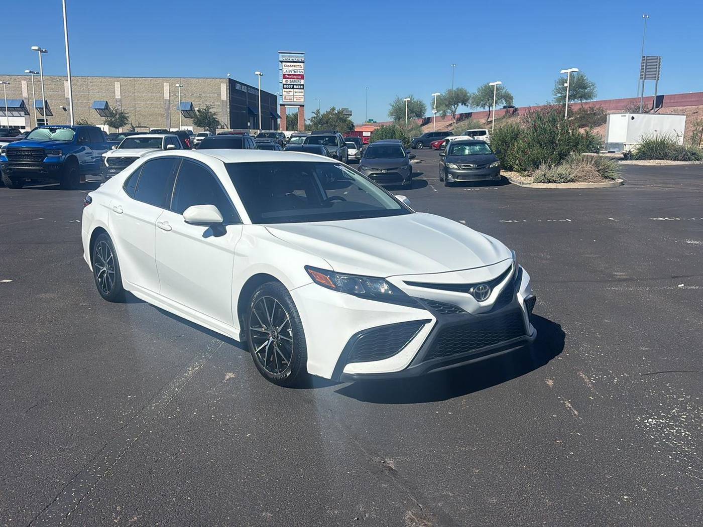 2021 Toyota Camry SE — Sedan — 113,658 mi — Mesa, AZ