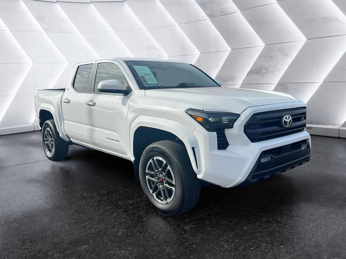 2024 Toyota Tacoma SR5 — Pickup Truck — 9,692 mi — Mesa, AZ