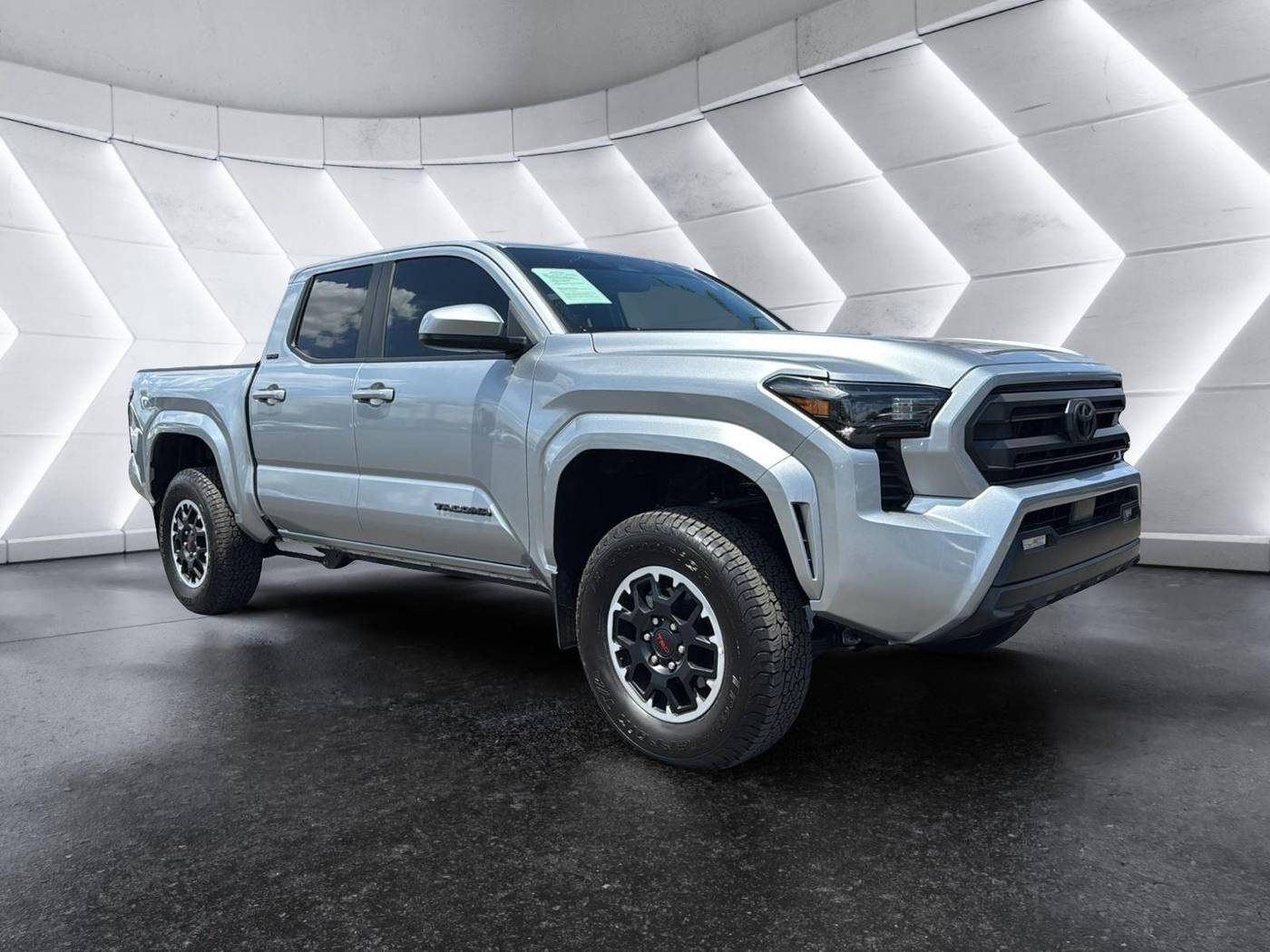 2024 Toyota Tacoma SR5 — Pickup Truck — 9,364 mi — Mesa, AZ