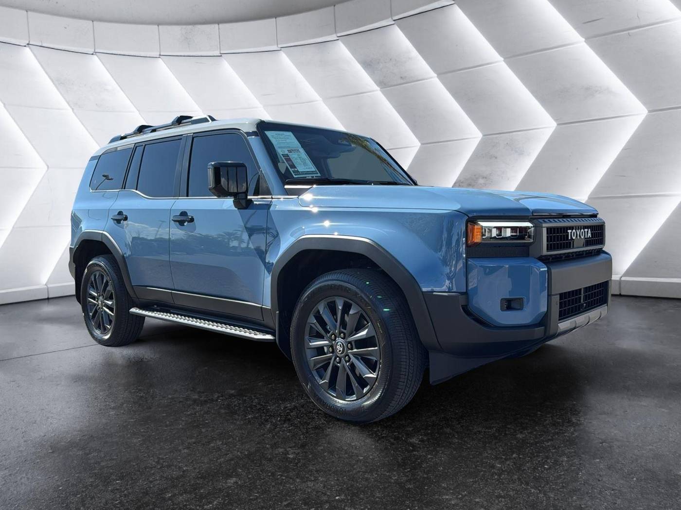 2025 Toyota Land Cruiser Base — SUV — 1,170 mi — Mesa, AZ