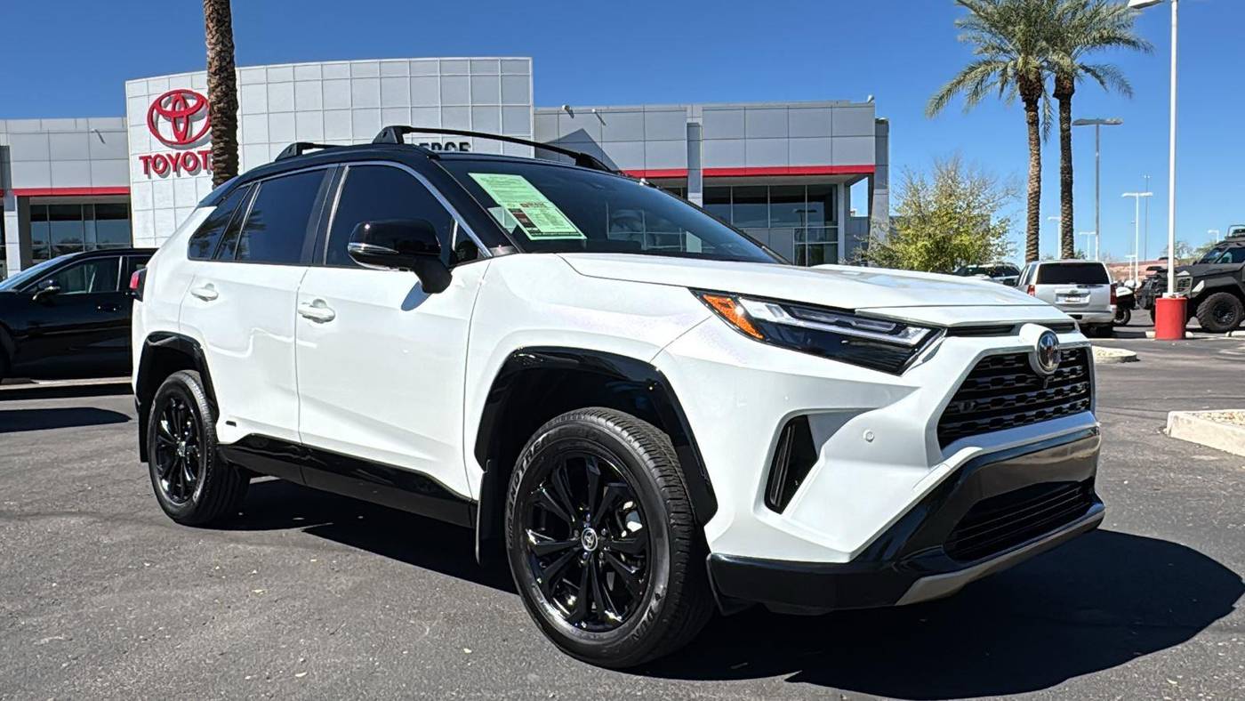 2024 Toyota RAV4 Hybrid XSE — SUV — 13,200 mi — Mesa, AZ