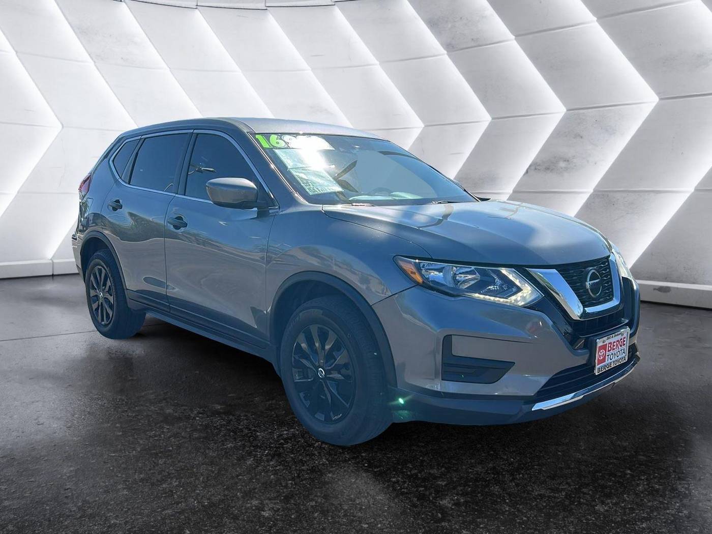 2020 Nissan Rogue S — SUV — 70,695 mi — Mesa, AZ