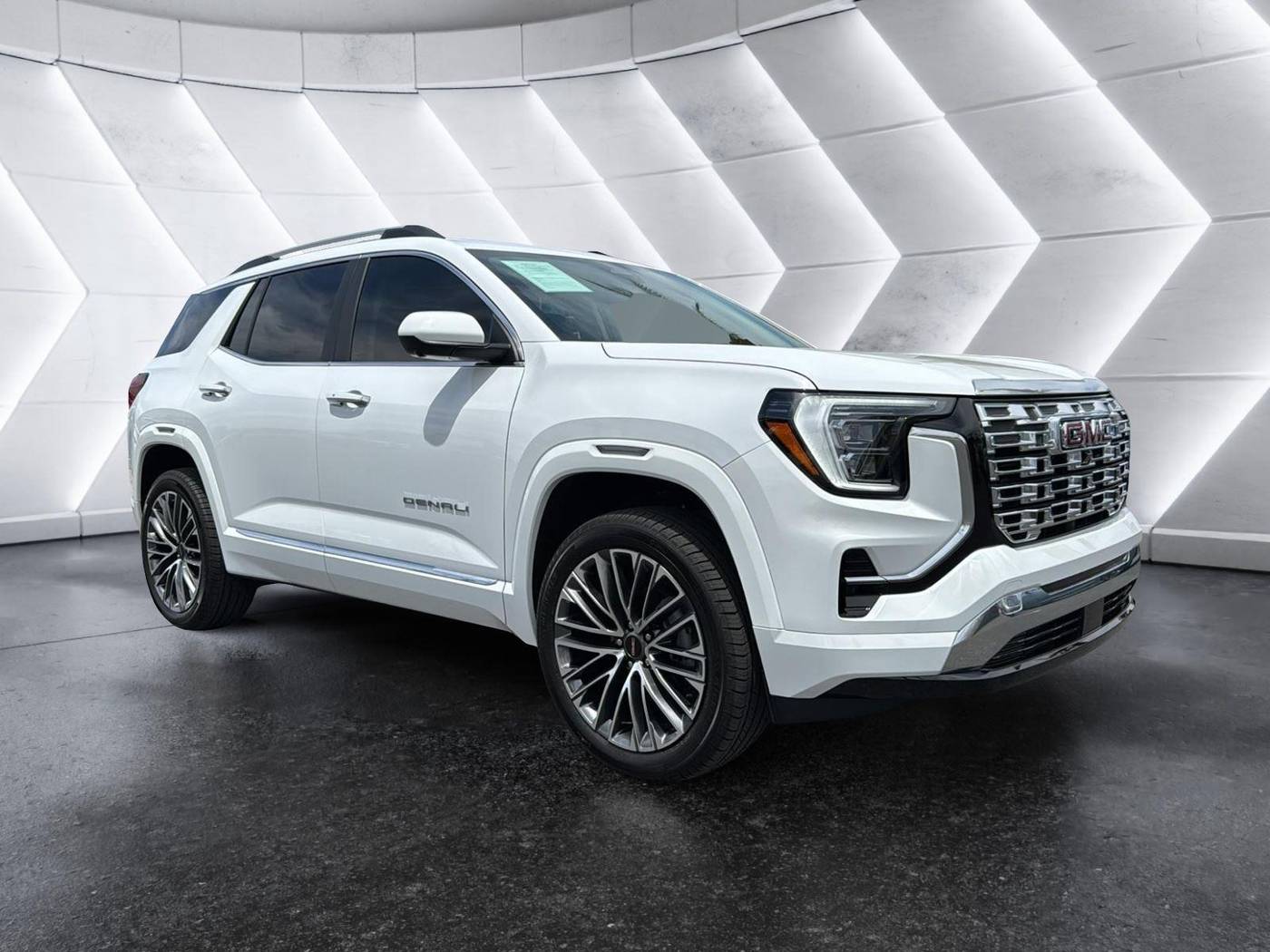 2026 GMC Terrain Denali — SUV — 301 mi — Mesa, AZ