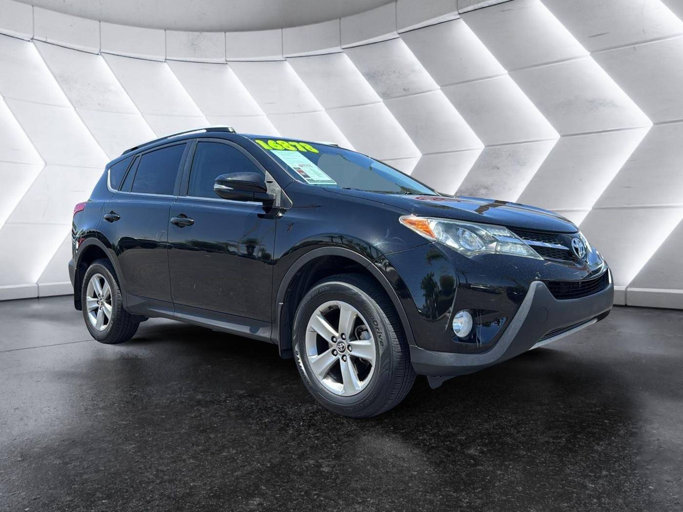 2015 Toyota RAV4 XLE — SUV — 105,835 mi — Mesa, AZ