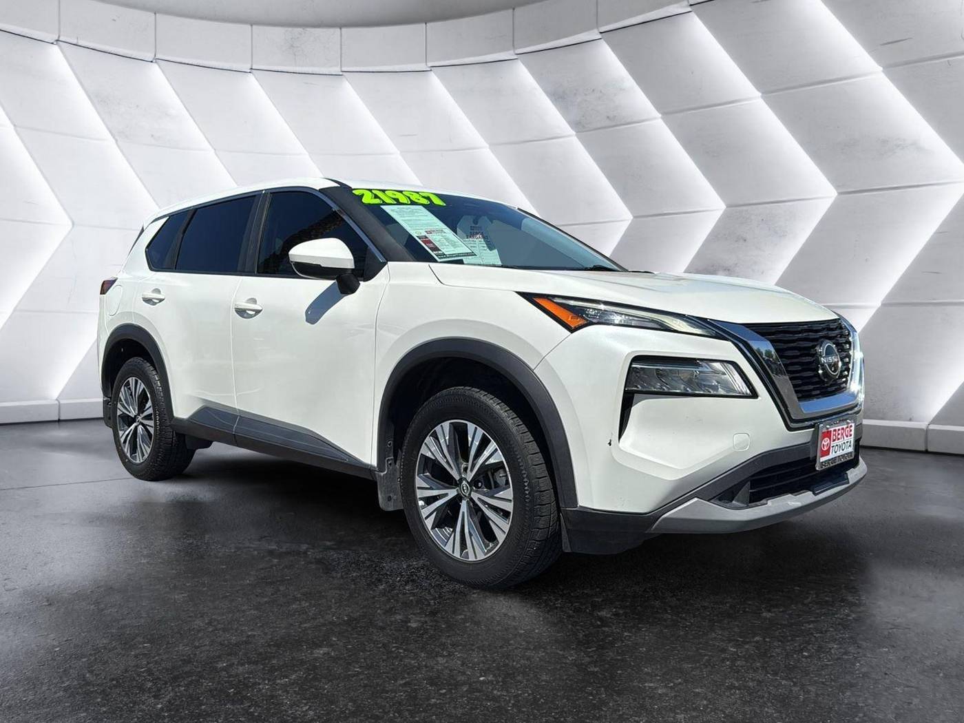 2022 Nissan Rogue SV — SUV — 65,369 mi — Mesa, AZ