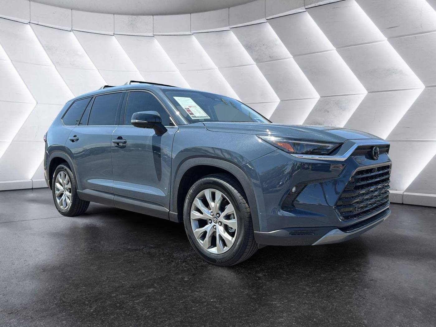 2024 Toyota Grand Highlander Limited — SUV — 23,895 mi — Mesa, AZ