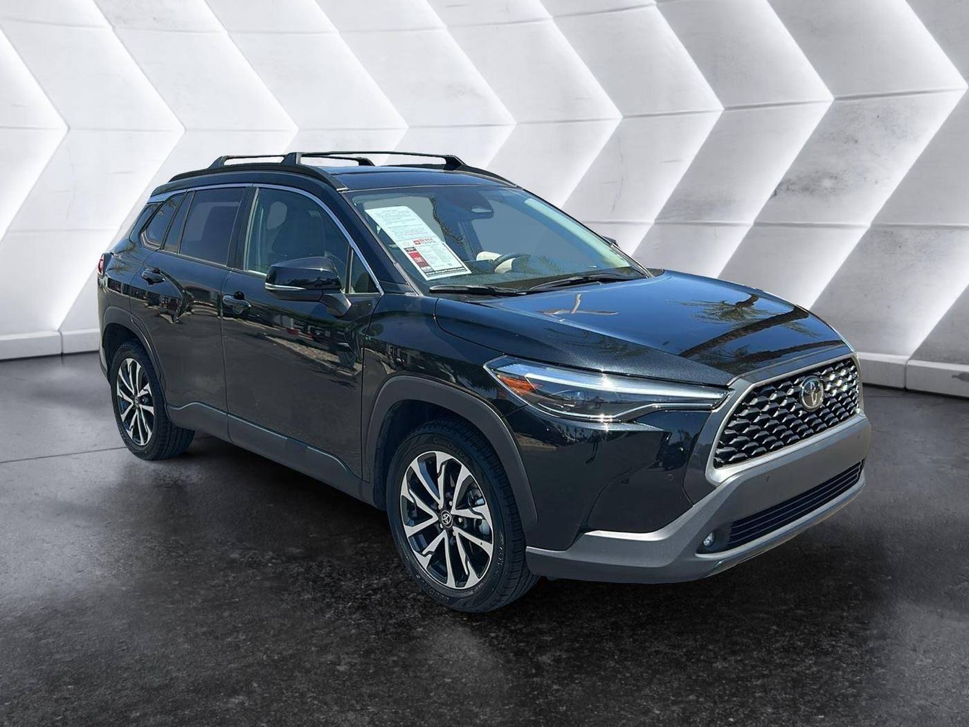 2023 Toyota Corolla Cross XLE — SUV — 47,386 mi — Mesa, AZ