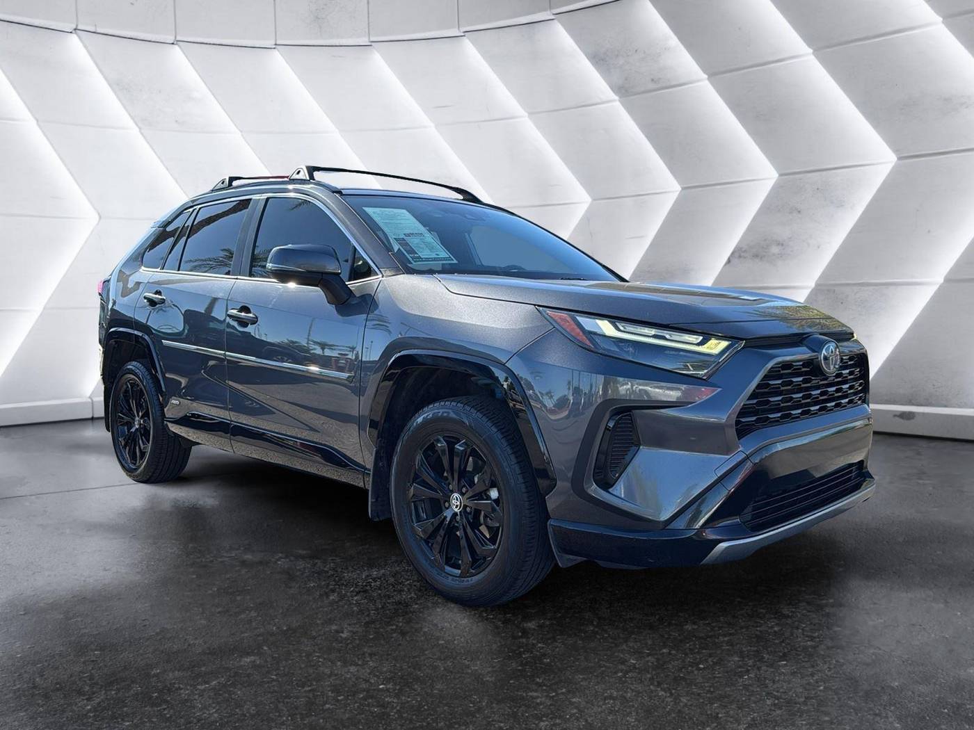 2022 Toyota RAV4 Hybrid SE — SUV — 90,213 mi — Mesa, AZ