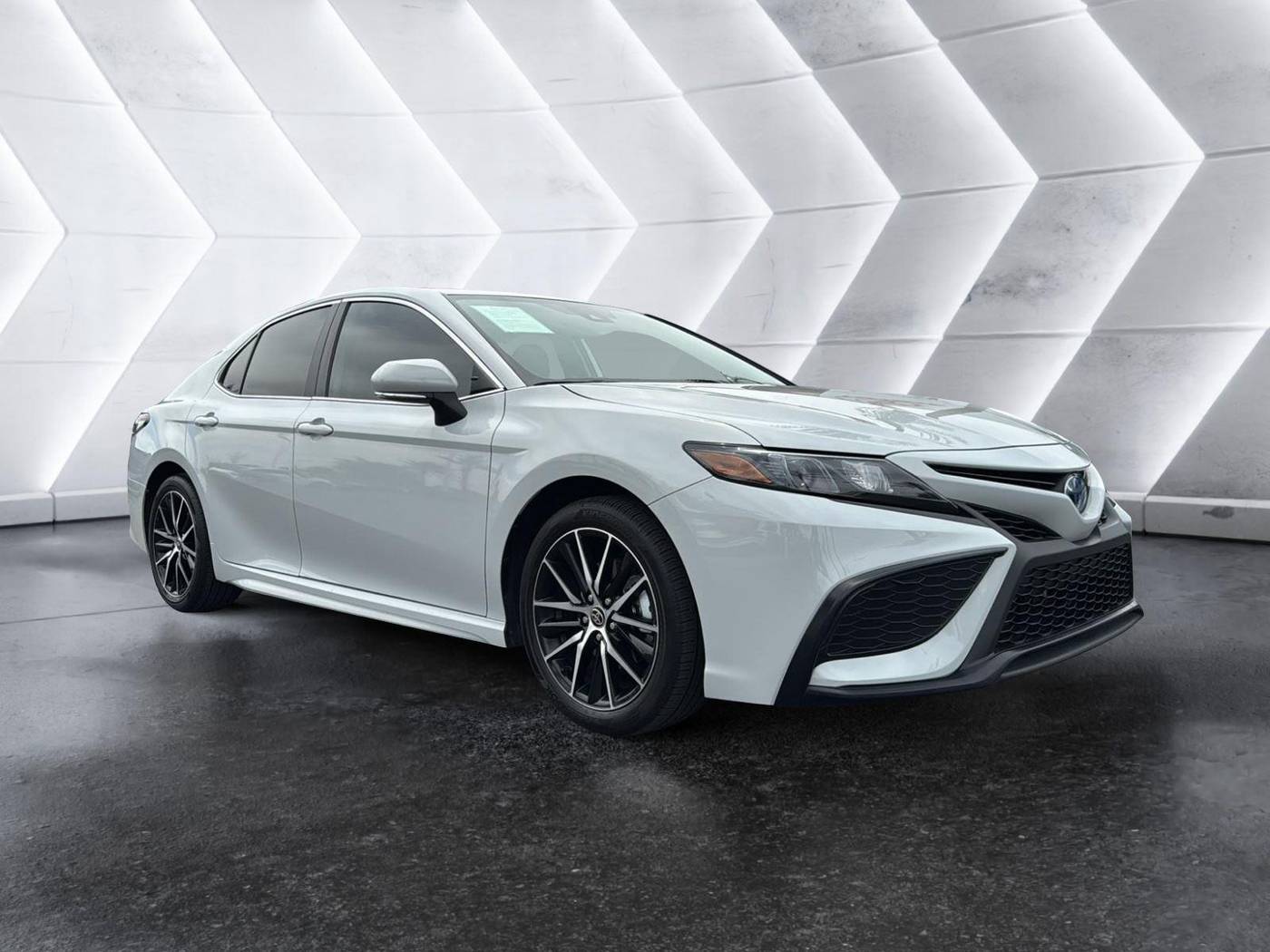 2024 Toyota Camry Hybrid SE Nightshade — Sedan — 20,088 mi — Mesa, AZ