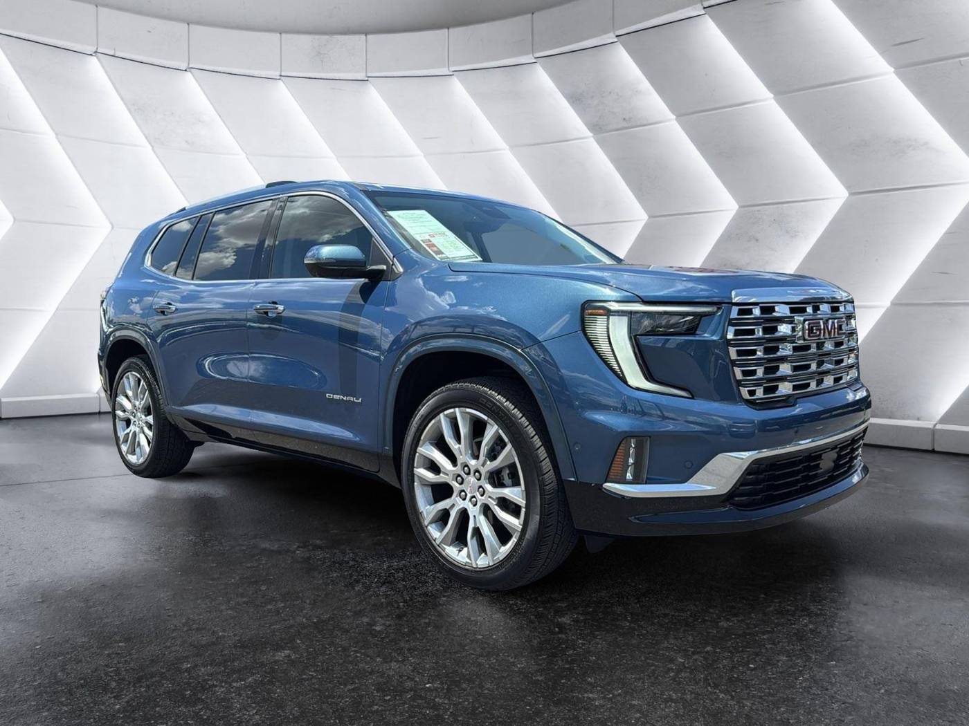2024 GMC Acadia Denali — SUV — 17,145 mi — Mesa, AZ