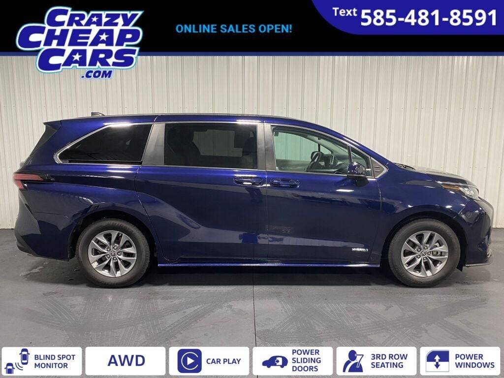 2021 Toyota Sienna LE — Minivan — 63,675 mi — Oakfield, NY