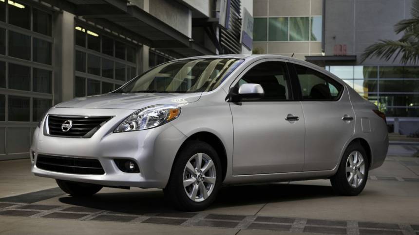 2012 Nissan Versa 1.6 SV — Sedan — 93,143 mi — Glen Burnie, MD