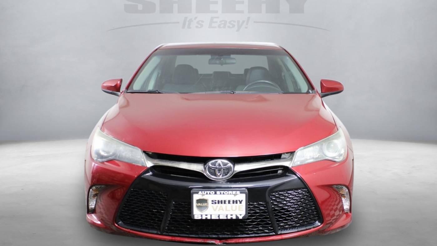 2016 Toyota Camry SE — Sedan — 40,872 mi — Manassas, VA