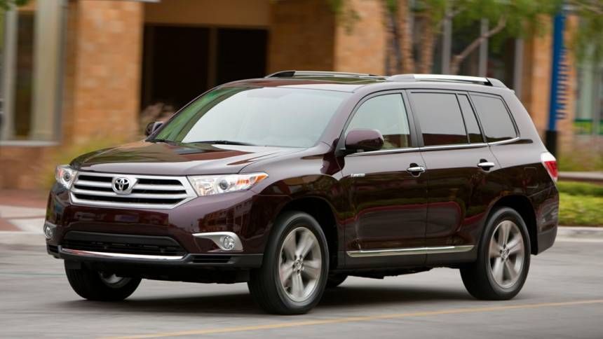 2011 Toyota Highlander SE