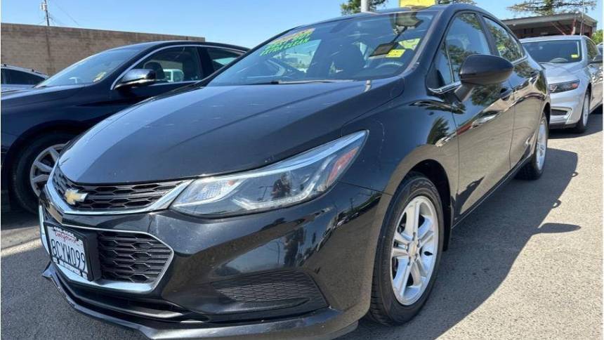 2018 Chevrolet Cruze LT — Sedan — 73,506 mi — Fresno, CA