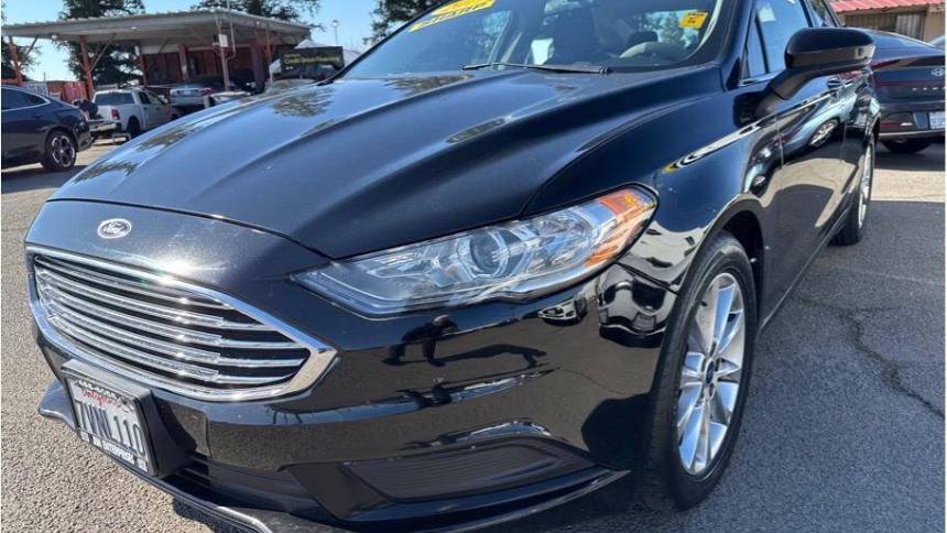 2017 Ford Fusion SE — Sedan — 91,958 mi — Fresno, CA