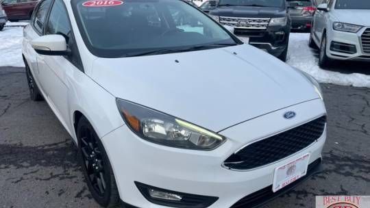 2016 Ford Focus SE — Hatchback — 98,936 mi — North Syracuse, NY