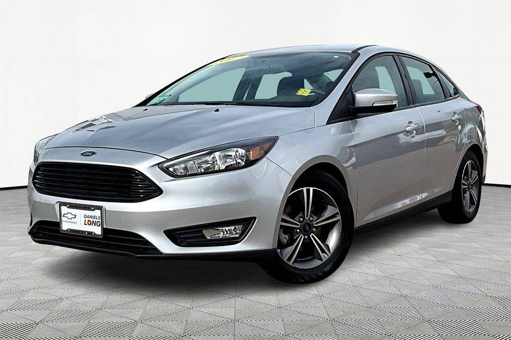 2017 Ford Focus SE — Sedan — 28,643 mi — Colorado Springs, CO