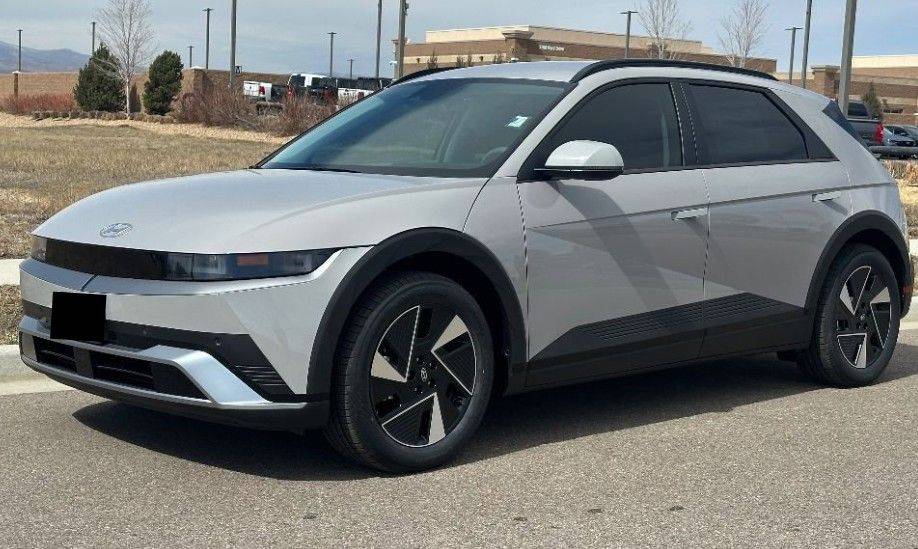 2025 Hyundai IONIQ 5 SEL — SUV — 103 mi — Colorado Springs, CO