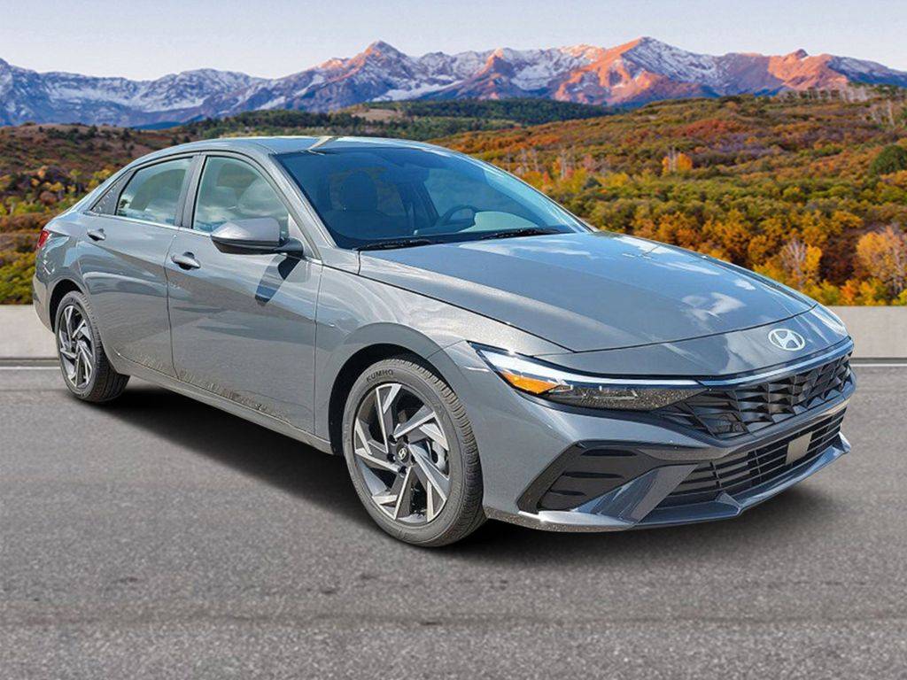 2025 Hyundai Elantra SEL Convenience — Sedan — 9,767 mi — Colorado Springs, CO