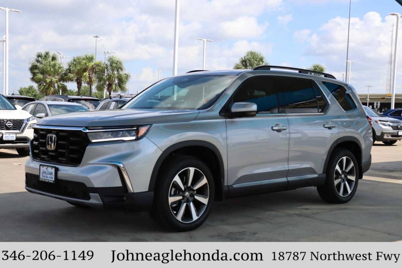 2025 Honda Pilot Touring — SUV — 382 mi — Houston, TX