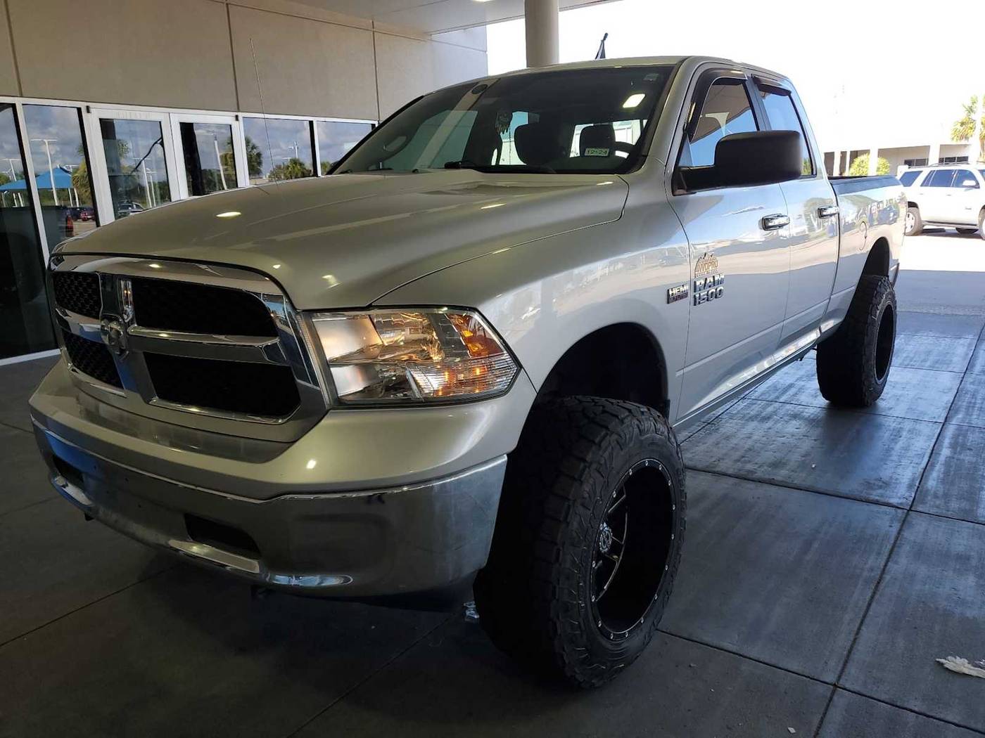 2017 Ram 1500 SLT — Pickup Truck — 126,291 mi — Houston, TX