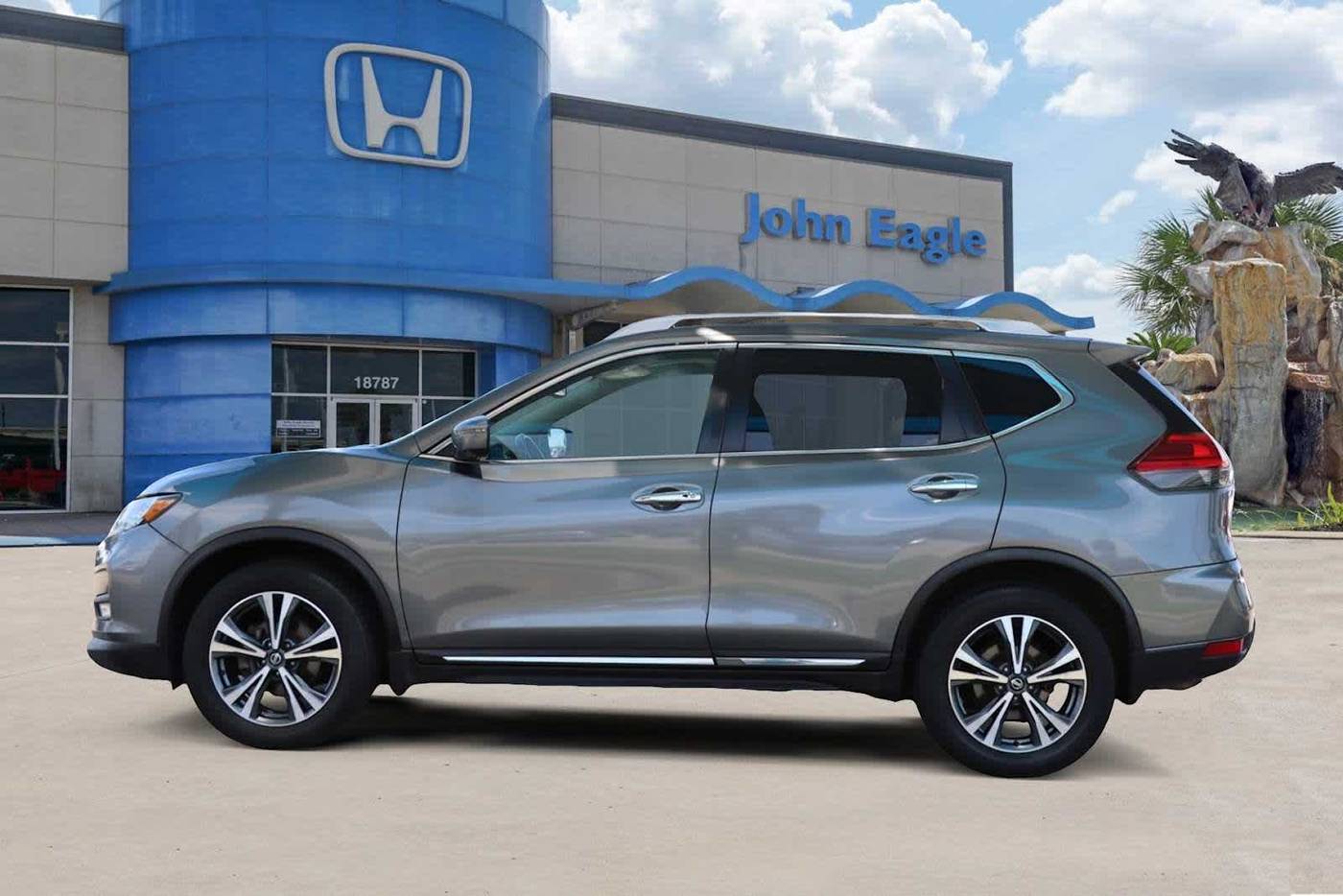 2017 Nissan Rogue SL — SUV — 108,552 mi — Houston, TX