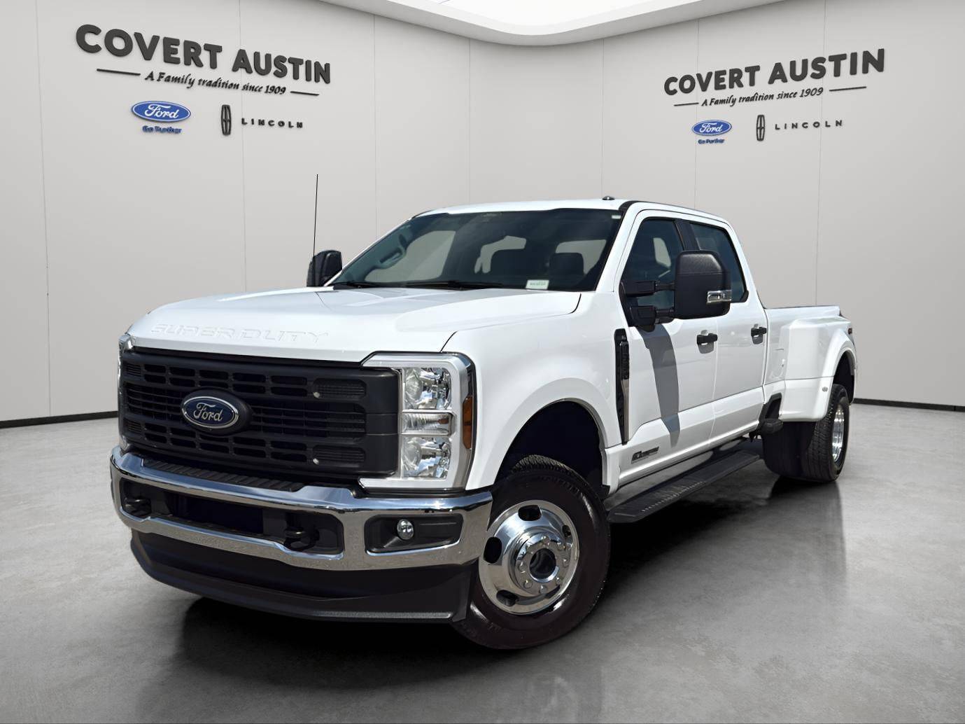 2024 Ford Super Duty F-350 XL — Pickup Truck — 6,591 mi — Austin, TX