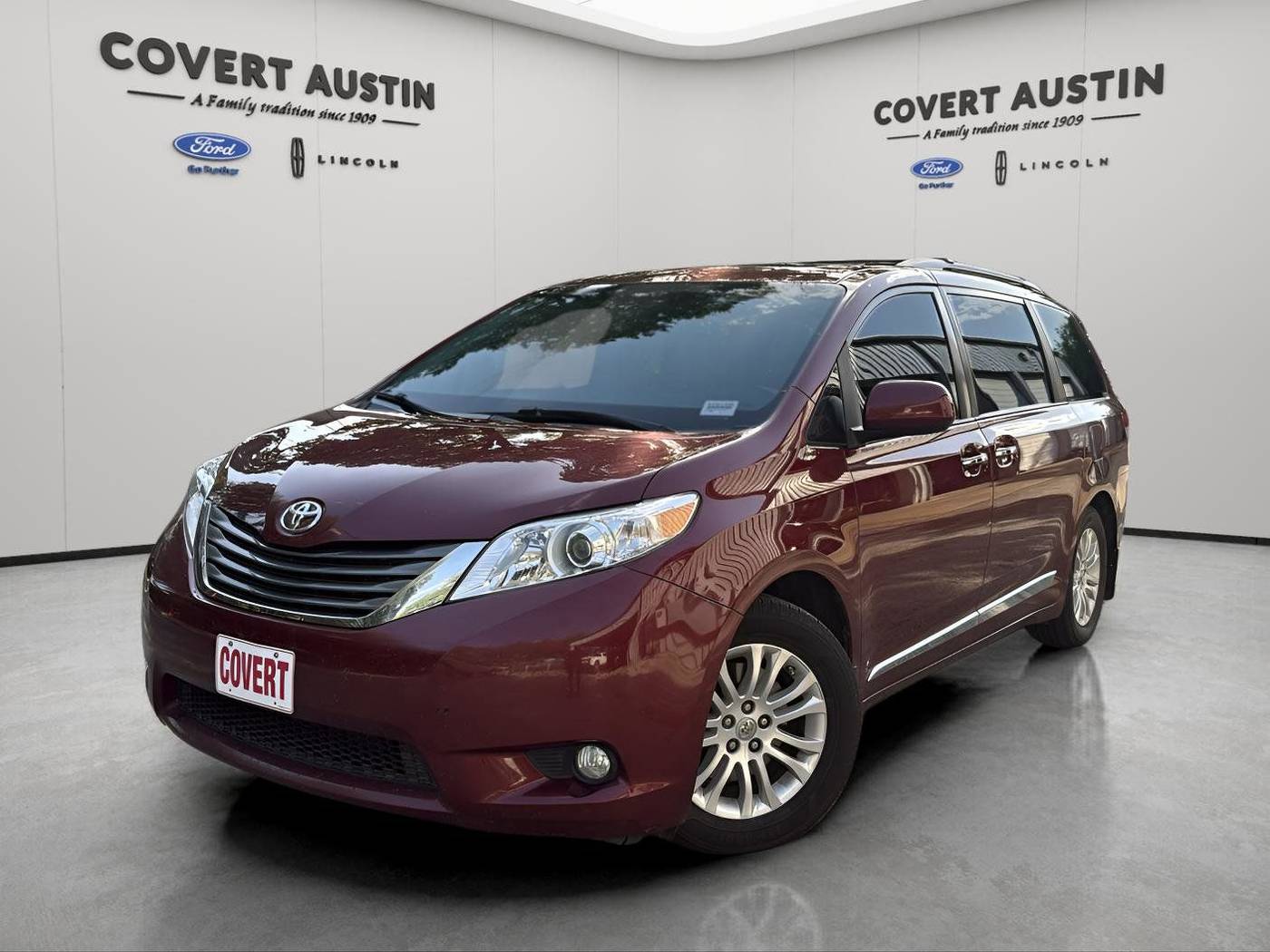 2013 Toyota Sienna XLE — Minivan — 92,955 mi — Austin, TX