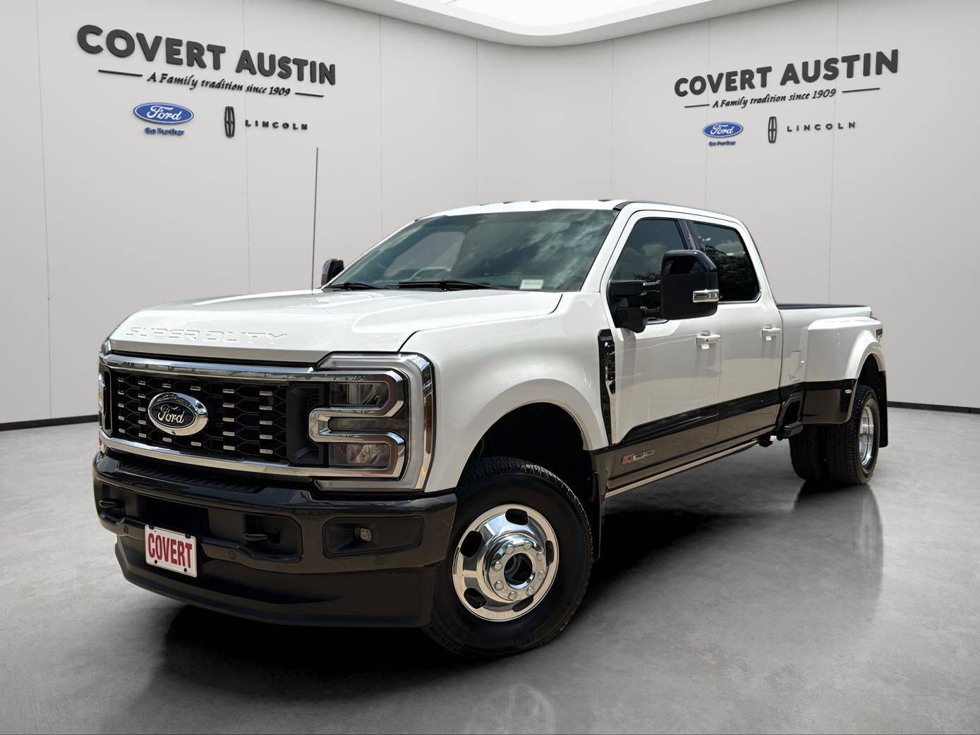 2024 Ford Super Duty F-350 King Ranch — Pickup Truck — 4,580 mi — Austin, TX