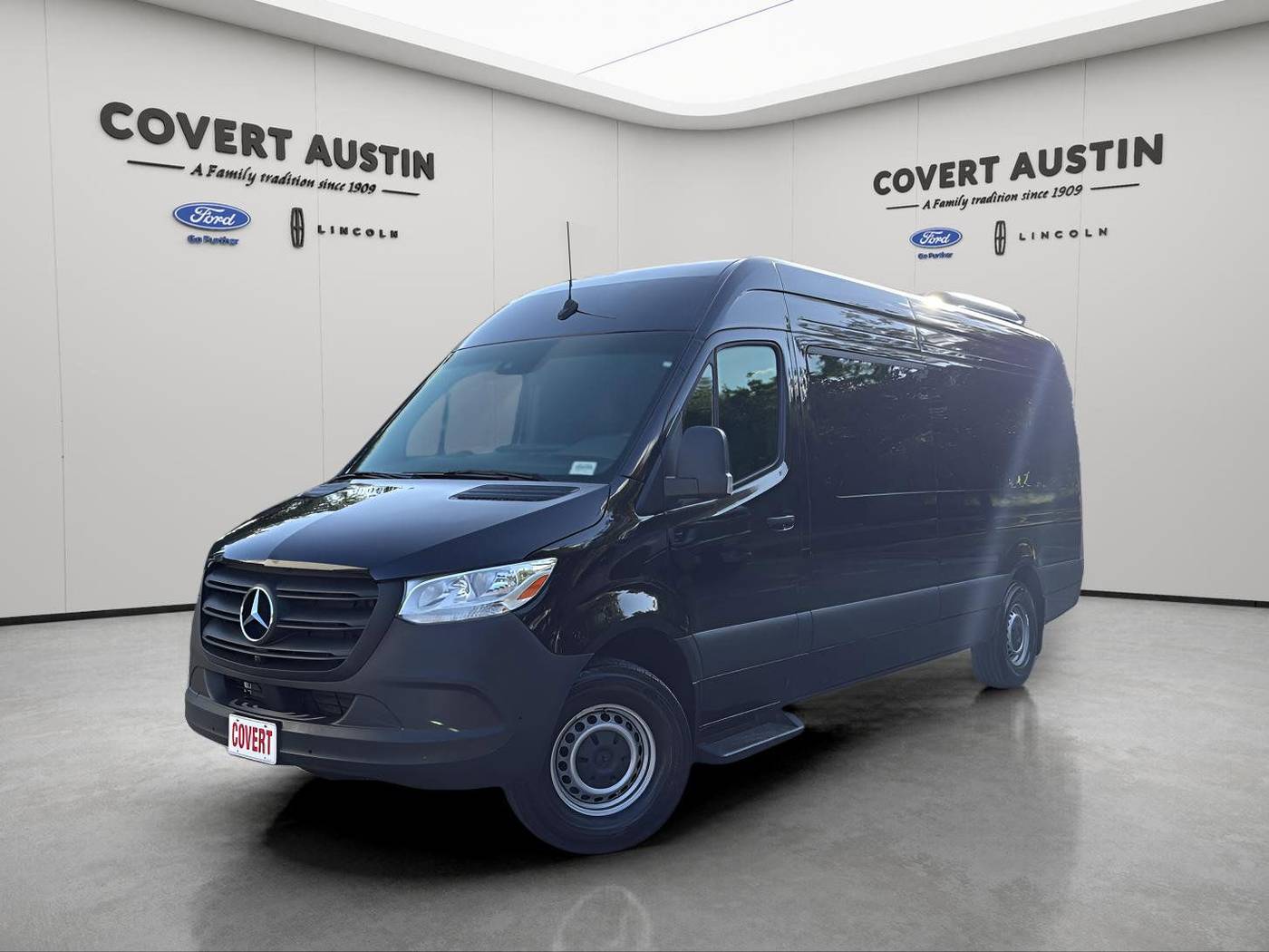 2024 Mercedes-Benz Sprinter Passenger Van 2500 — Passenger Van — 9,562 mi — Austin, TX