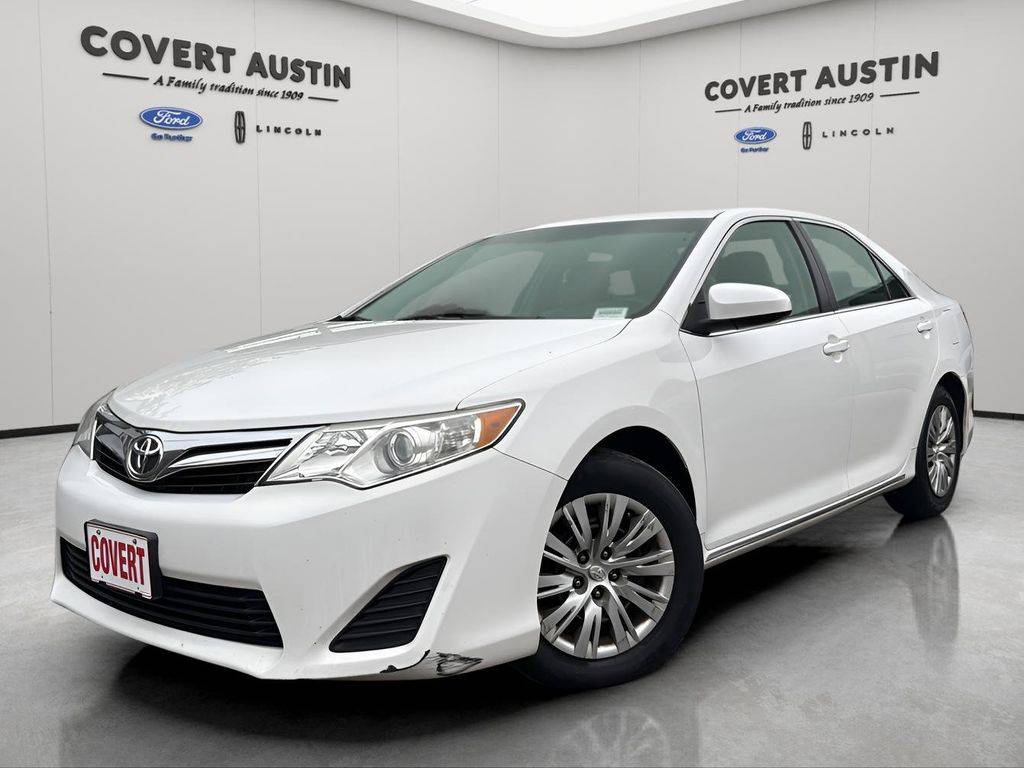 2014 Toyota Camry LE — Sedan — 110,691 mi — Austin, TX