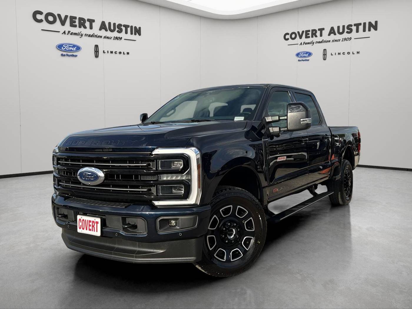 2025 Ford Super Duty F-250 Platinum — Pickup Truck — 13,181 mi — Austin, TX