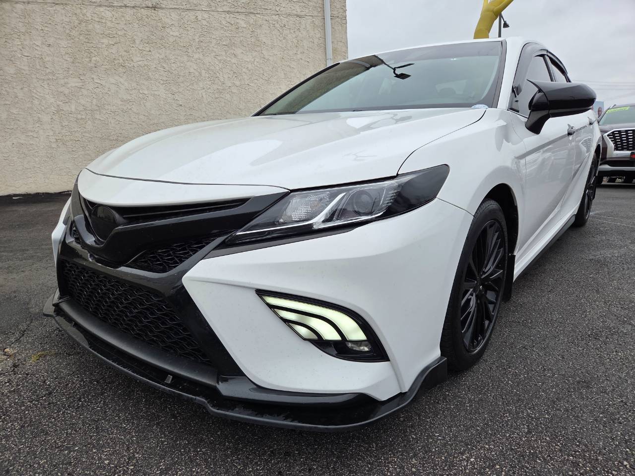 2020 Toyota Camry SE Nightshade — Sedan — 105,112 mi — Philadelphia, PA