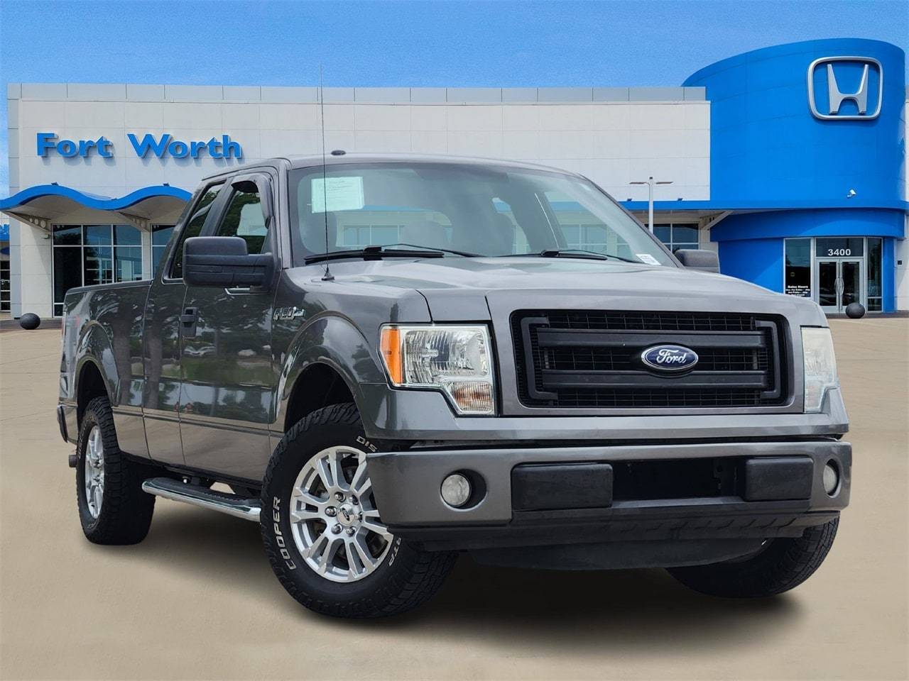 2013 Ford F-150 STX — Pickup Truck — 129,468 mi — Fort Worth, TX